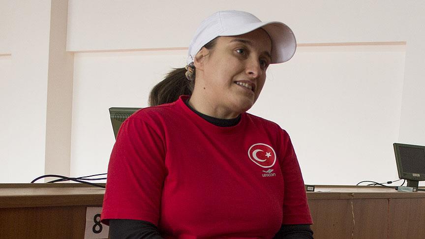 Bir madalya daha! Ayşegül Pehlivanlar bronzladı!
